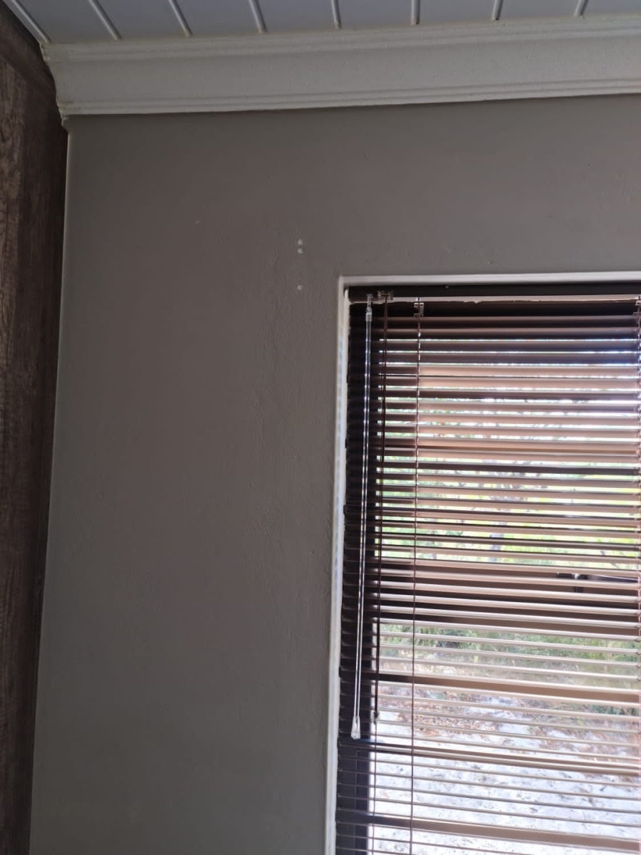 To Let 2 Bedroom Property for Rent in Albertinia Western Cape